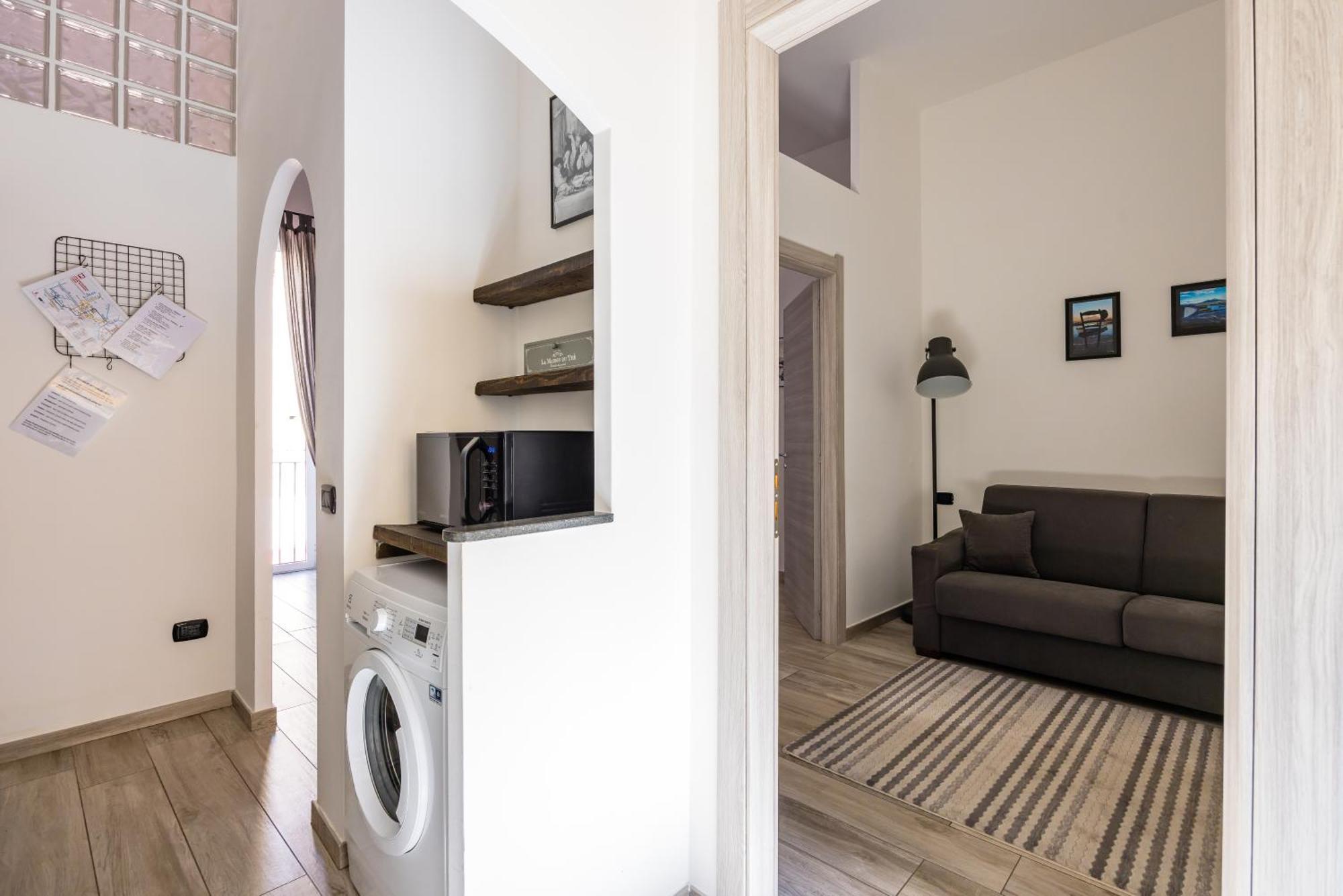 Palazzo Mormando - Modern Apartment Napels Buitenkant foto