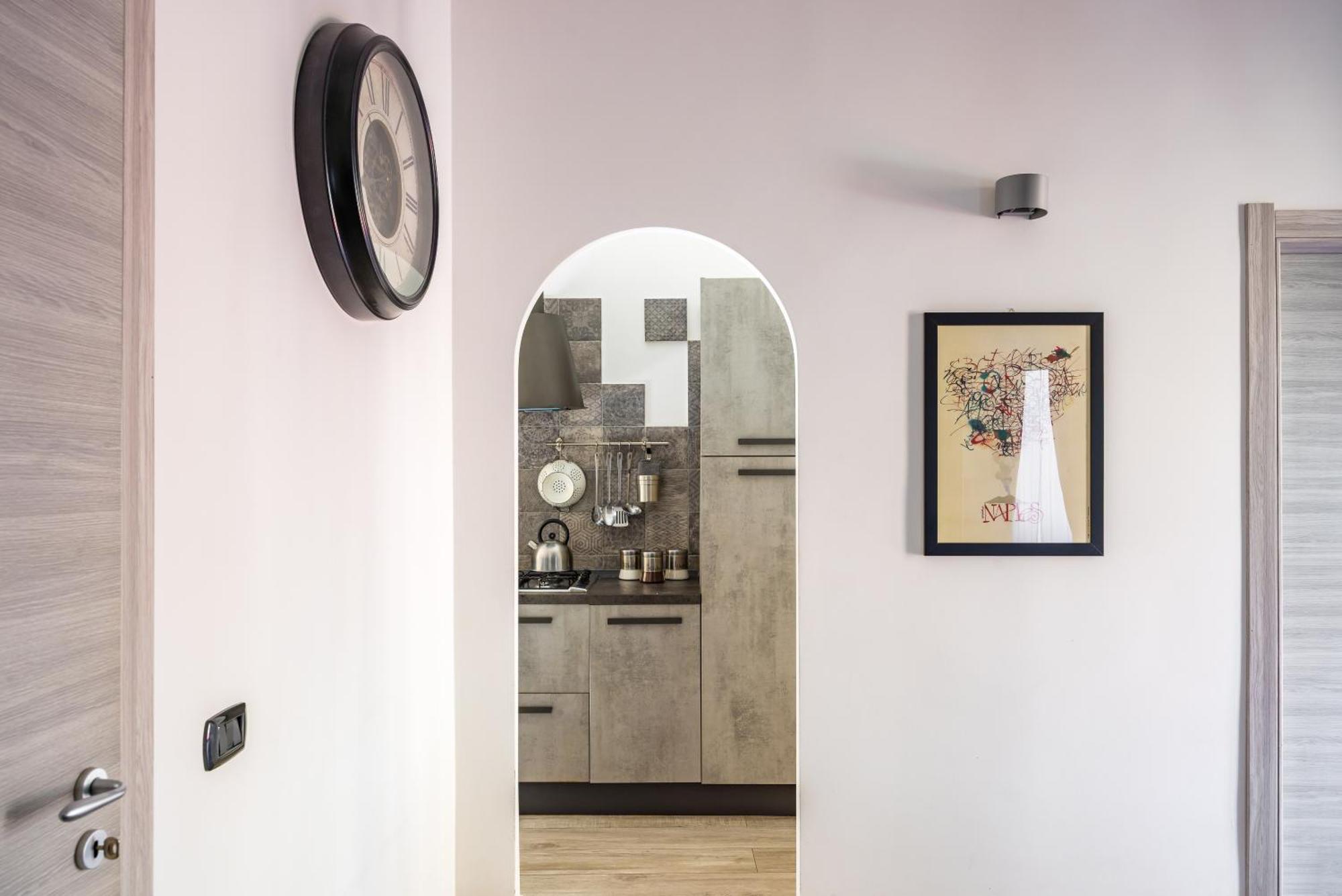 Palazzo Mormando - Modern Apartment Napels Buitenkant foto