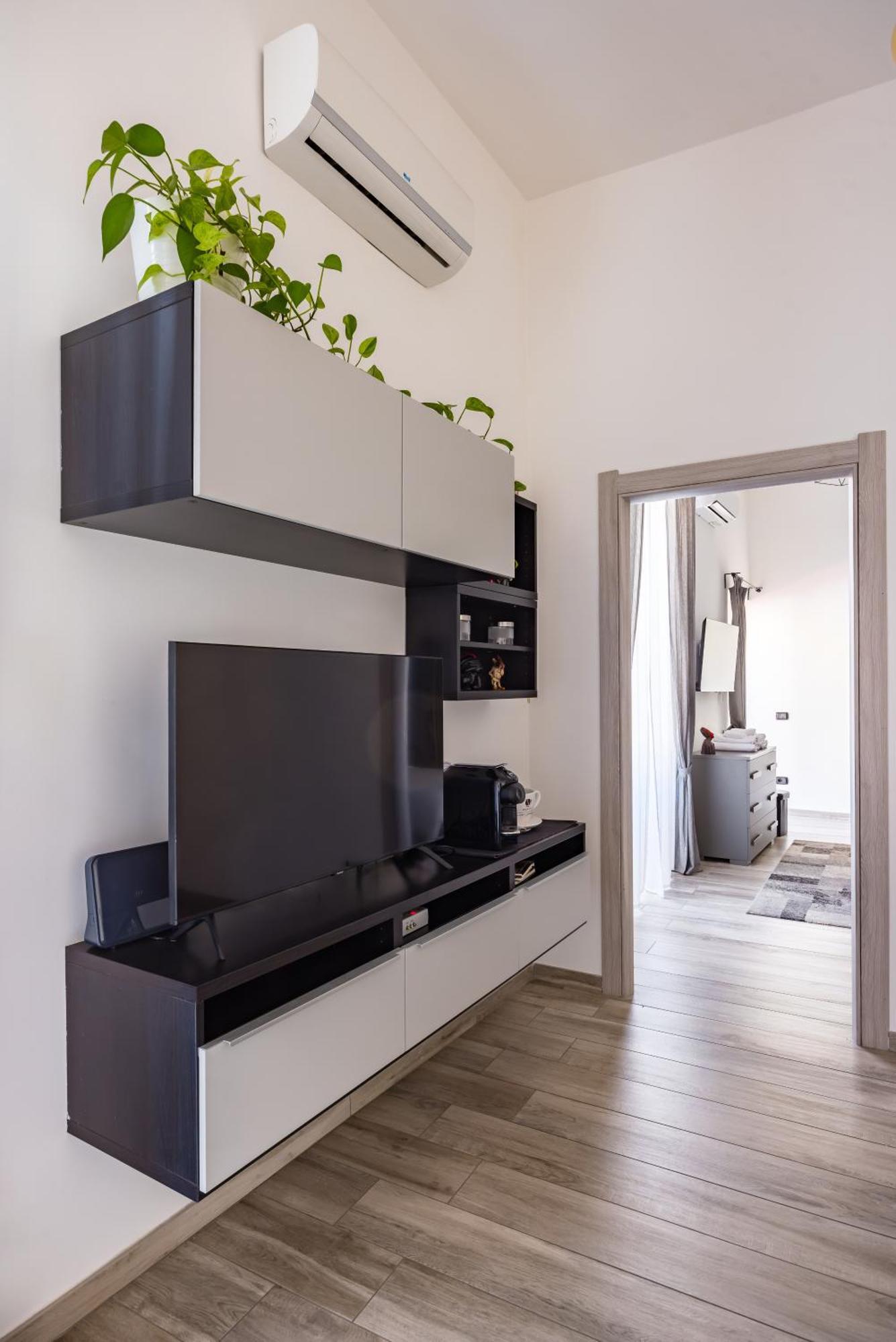 Palazzo Mormando - Modern Apartment Napels Buitenkant foto